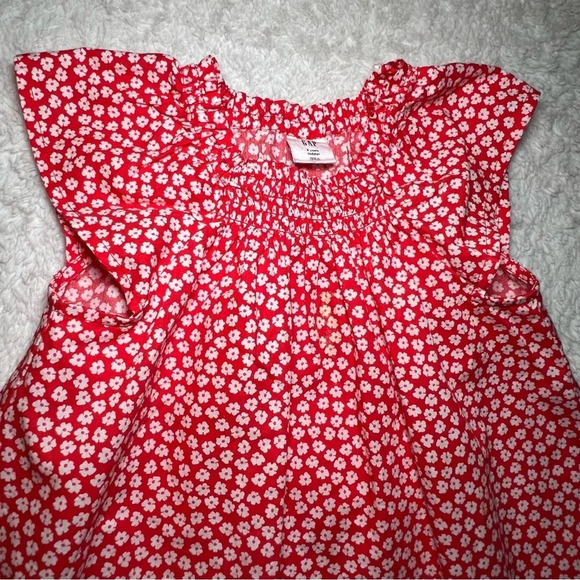 Girls red polka dot blouse with cap sleeves - Picture 2 of 6